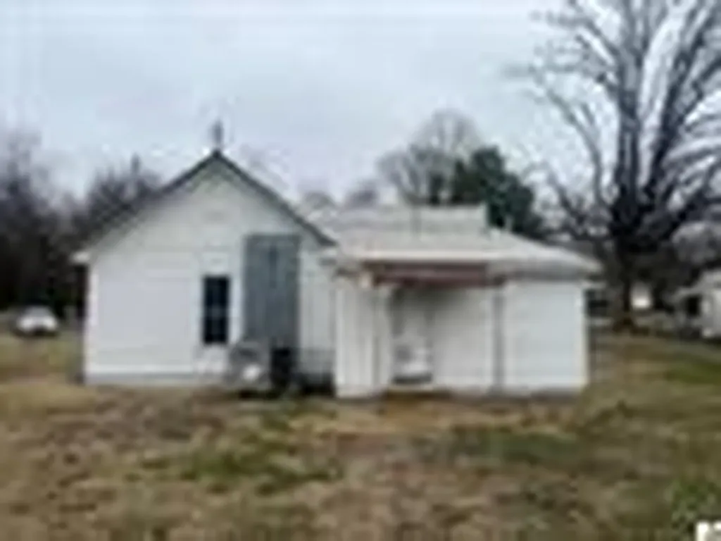 2032 Center Street Paducah KY 42003