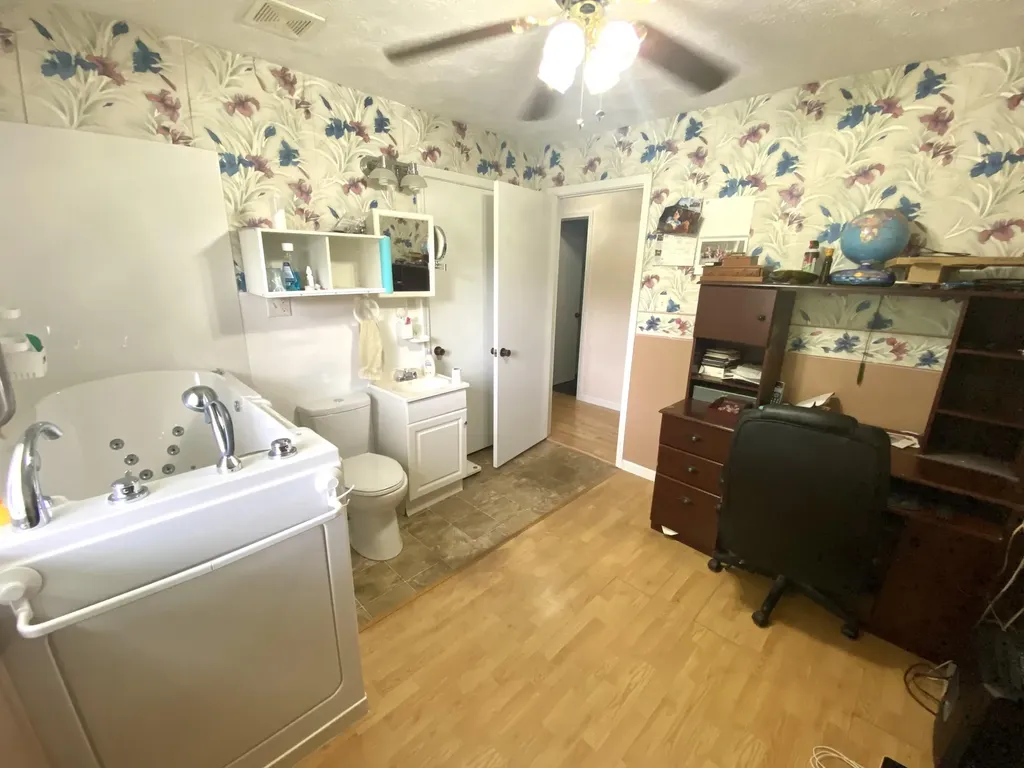 156 Heather Lane Ledbetter KY 42058