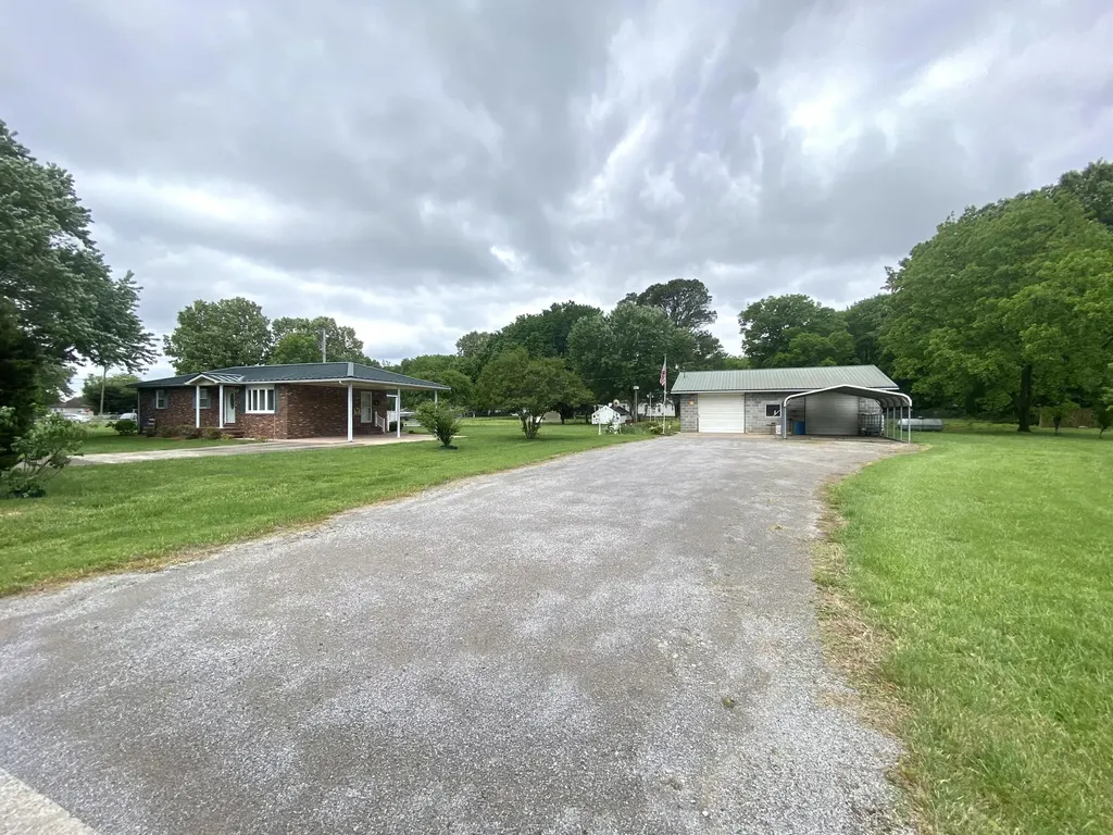 156 Heather Lane Ledbetter KY 42058