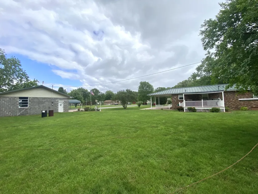 156 Heather Lane Ledbetter KY 42058