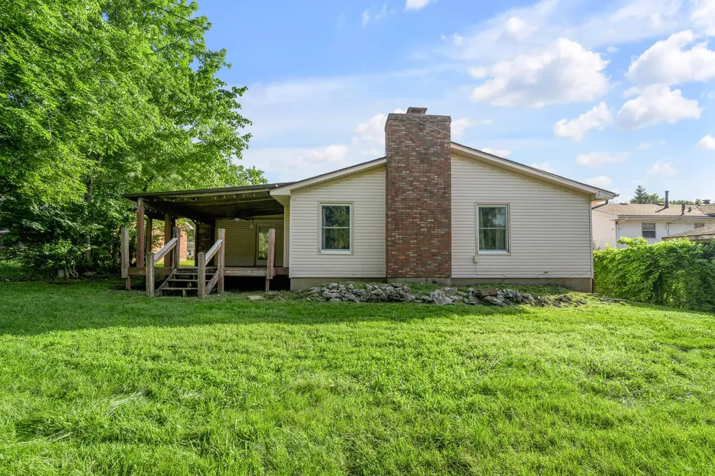 184 E Tiverton Way Lexington KY 40517