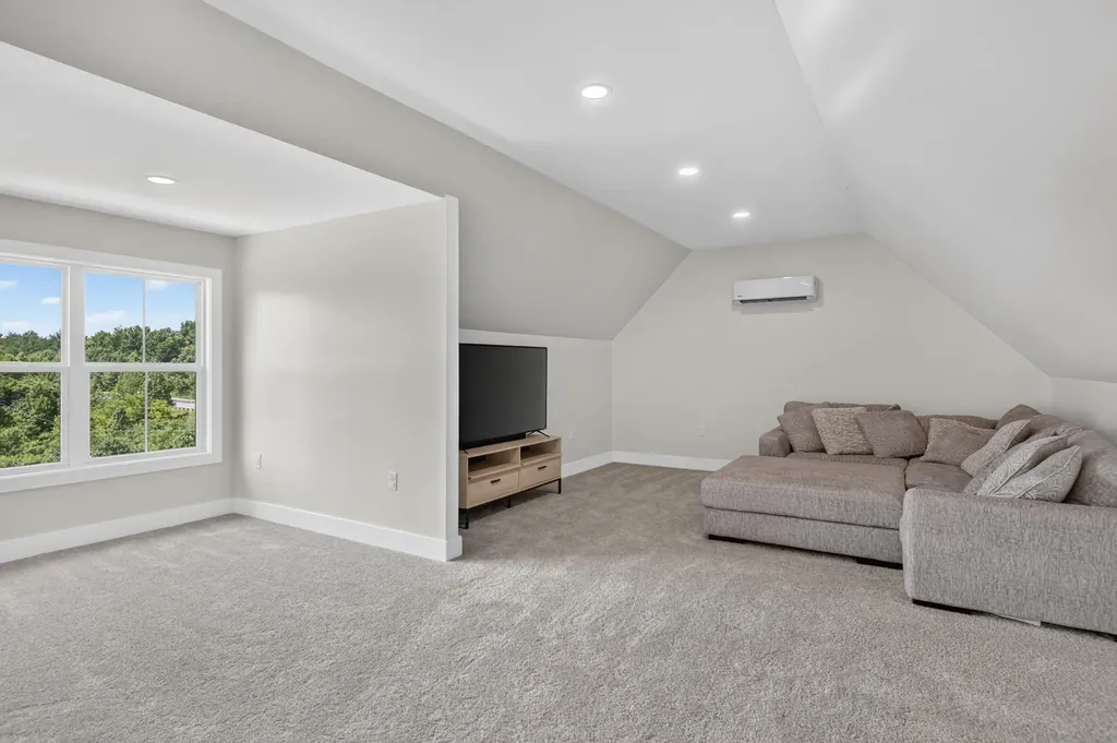 39 Bradley Street Stanford KY 40484