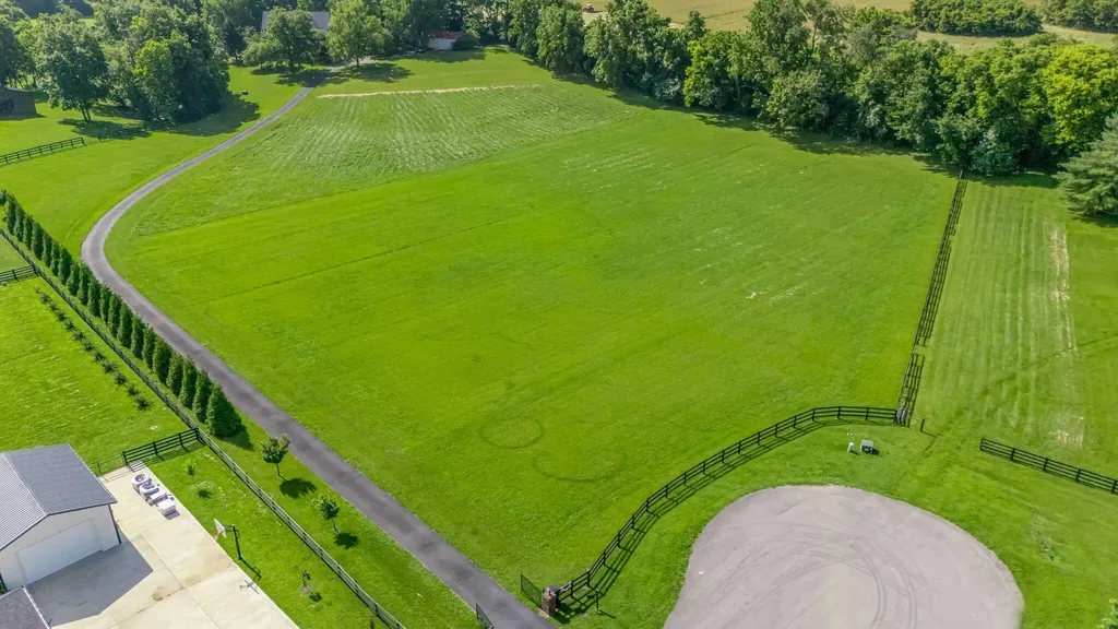 515 Woodridge Drive Lancaster KY 40444