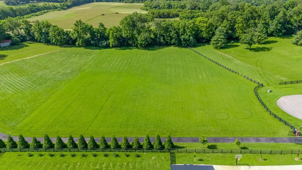 515 Woodridge Drive Lancaster KY 40444