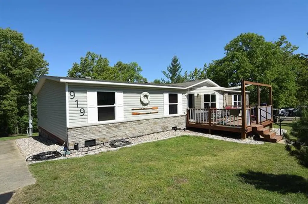 919 King Creek Road Benton KY 42025