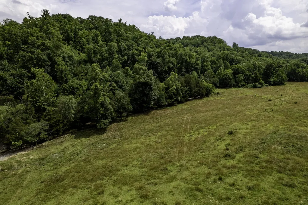2000 2000 Gosser Ridge Road Liberty KY 42539