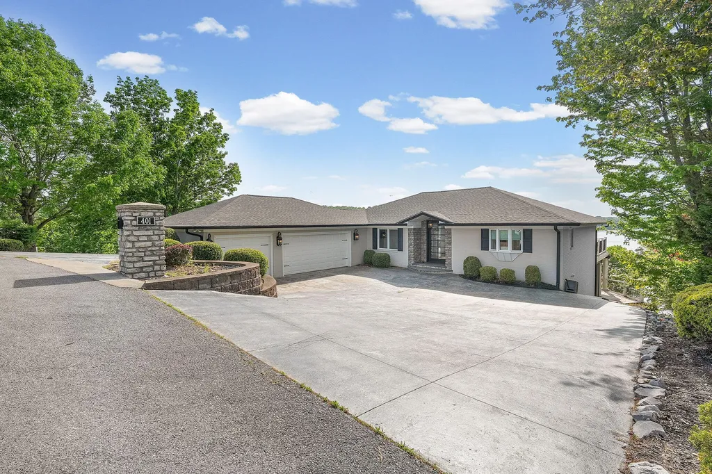 401 Pollard Circle Cadiz KY 42211