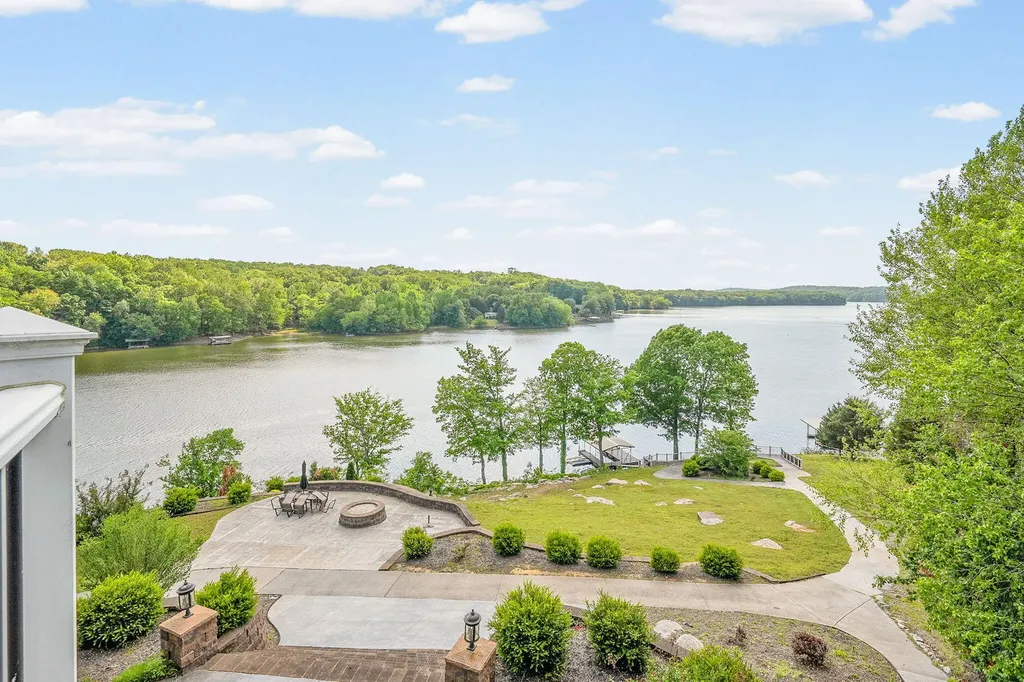 401 Pollard Circle Cadiz KY 42211