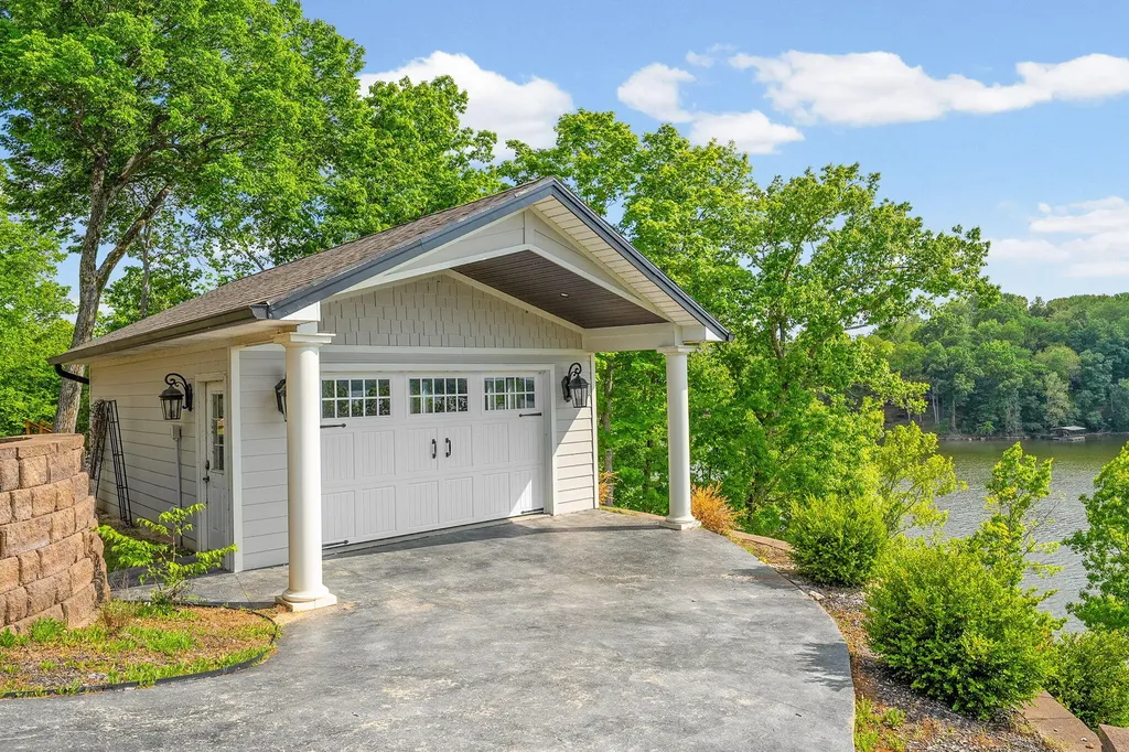 401 Pollard Circle Cadiz KY 42211