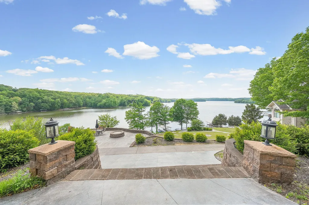 401 Pollard Circle Cadiz KY 42211