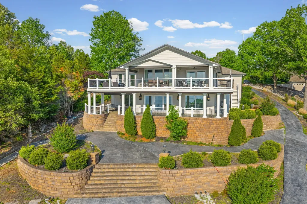 401 Pollard Circle Cadiz KY 42211