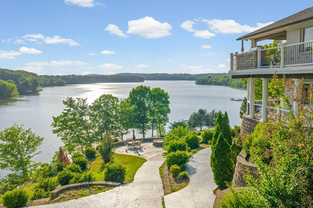 401 Pollard Circle Cadiz KY 42211
