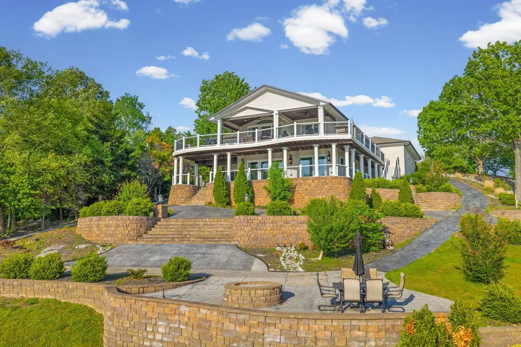 401 Pollard Circle Cadiz KY 42211