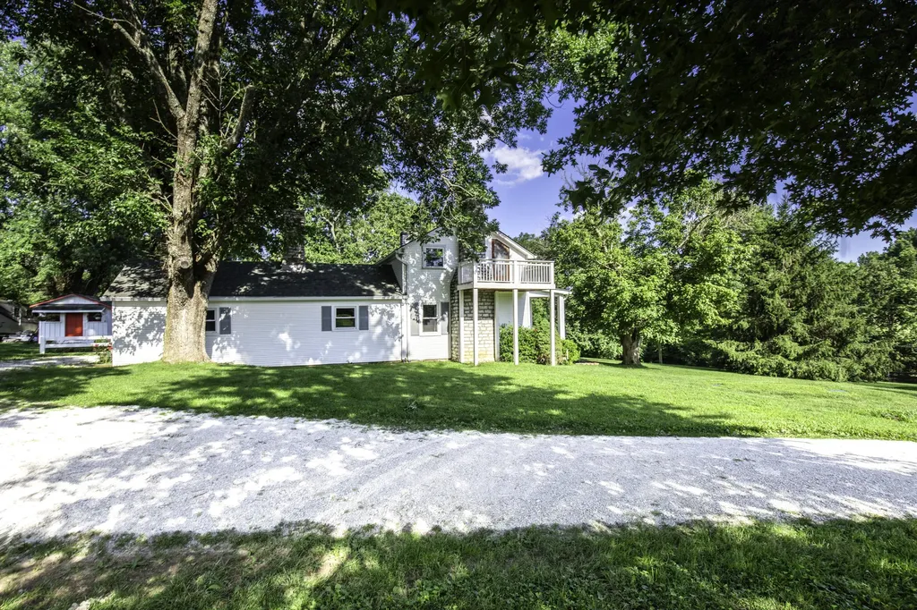 650 Delaney Ferry Road Versailles KY 40383