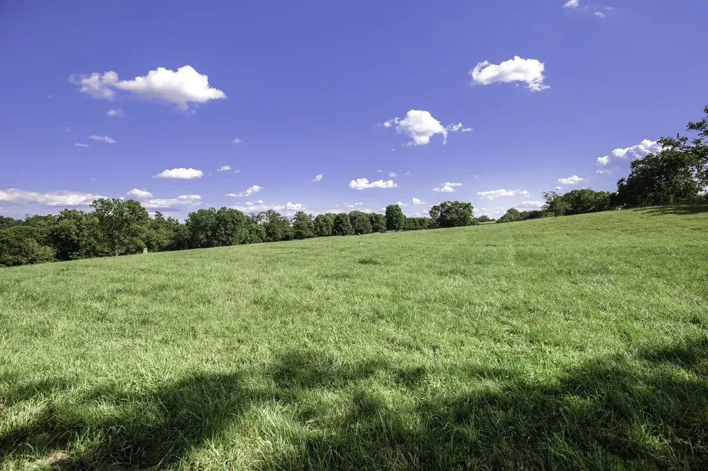650 Delaney Ferry Road Versailles KY 40383