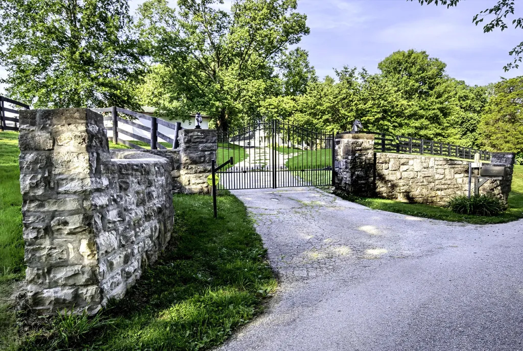 650 Delaney Ferry Road Versailles KY 40383