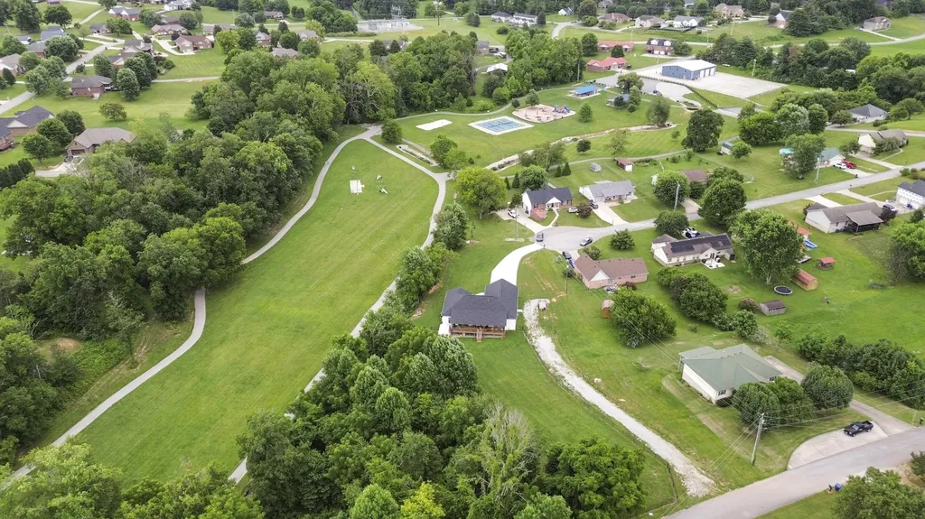 98 Spring View Drive Somerset KY 42501