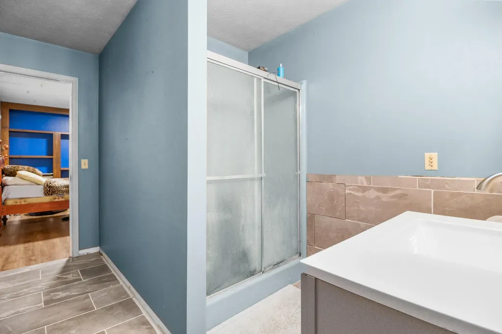 102 Dogwood Trail London KY 40741
