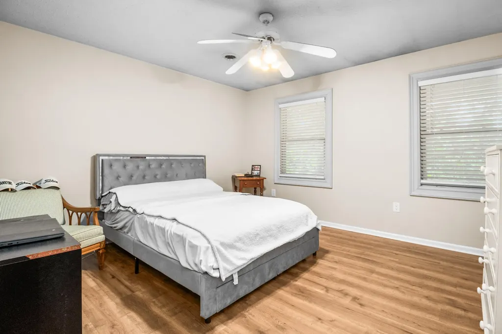 102 Dogwood Trail London KY 40741