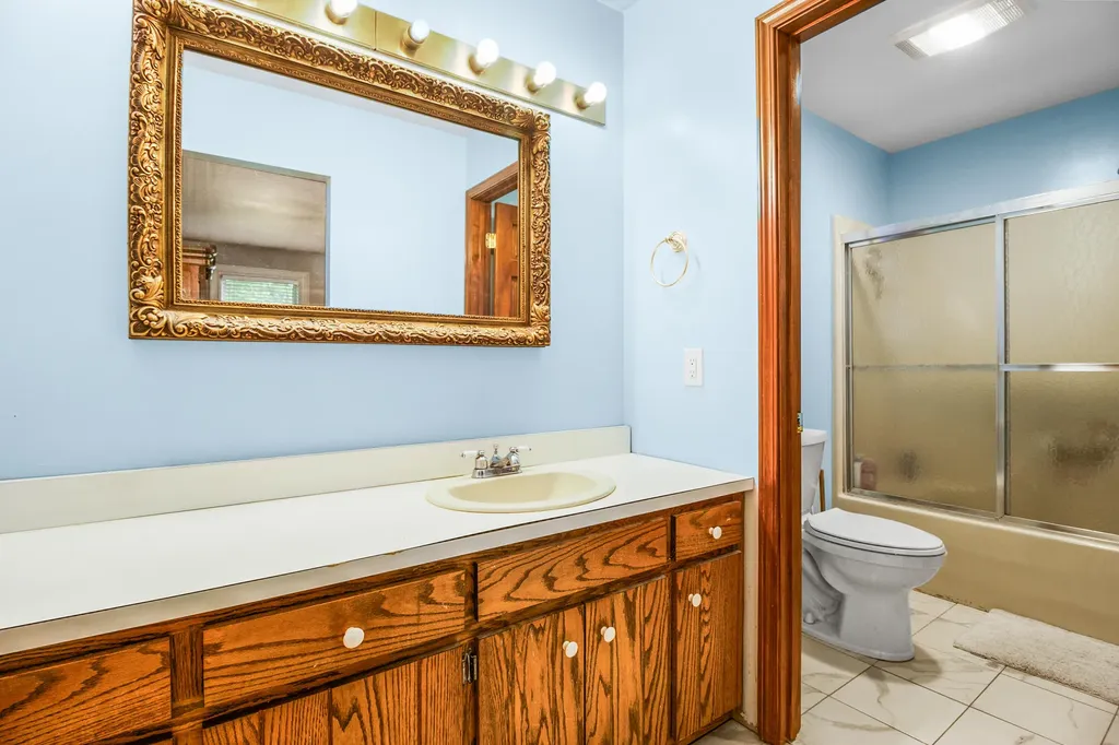 102 Dogwood Trail London KY 40741