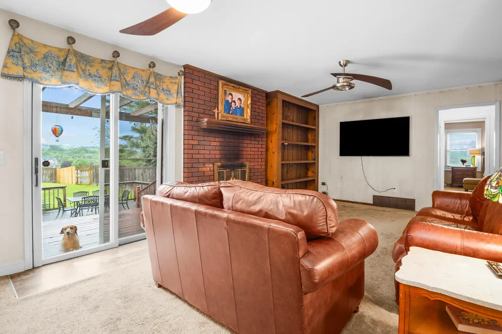 102 Dogwood Trail London KY 40741