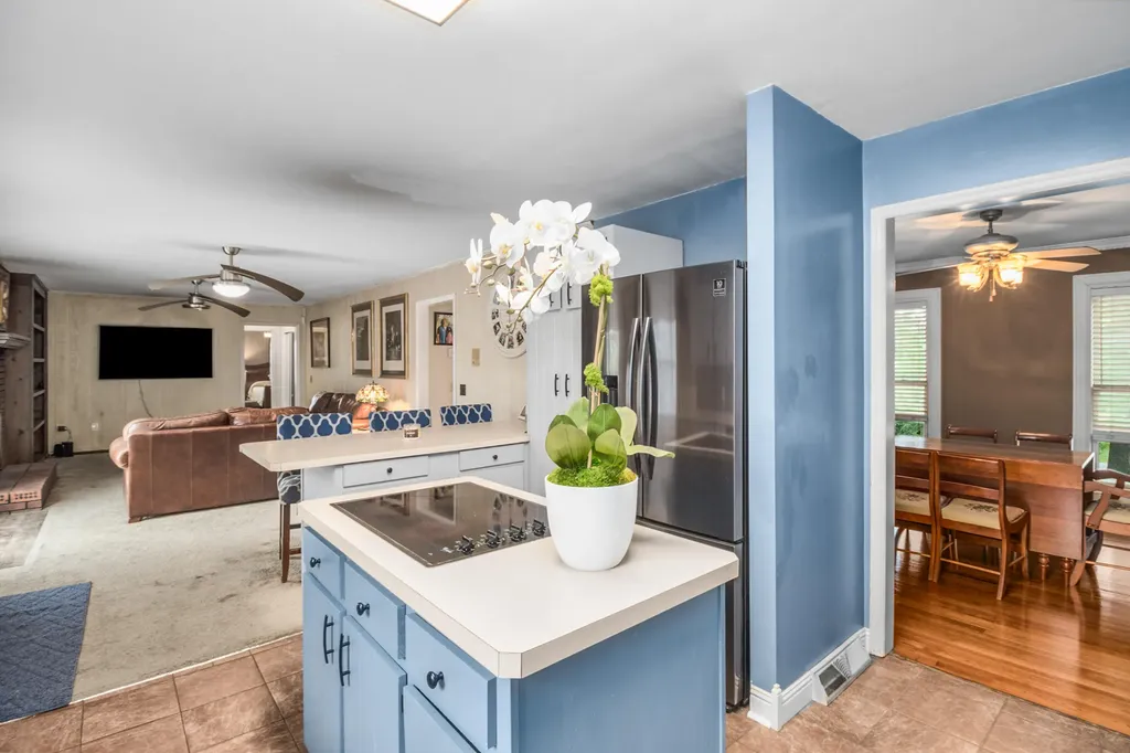 102 Dogwood Trail London KY 40741
