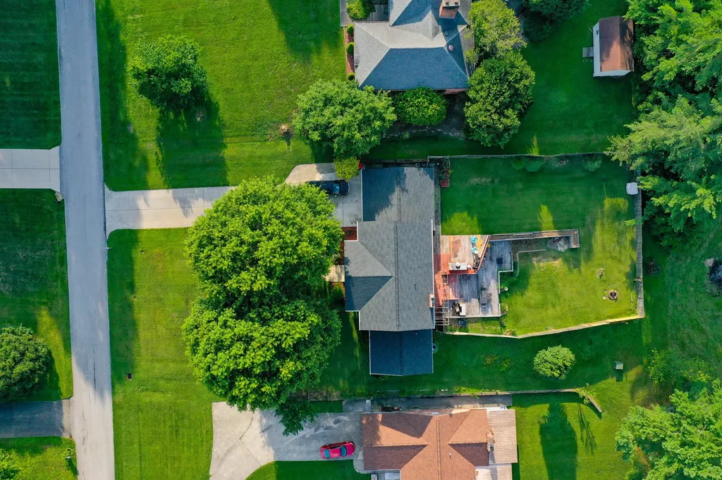 102 Dogwood Trail London KY 40741