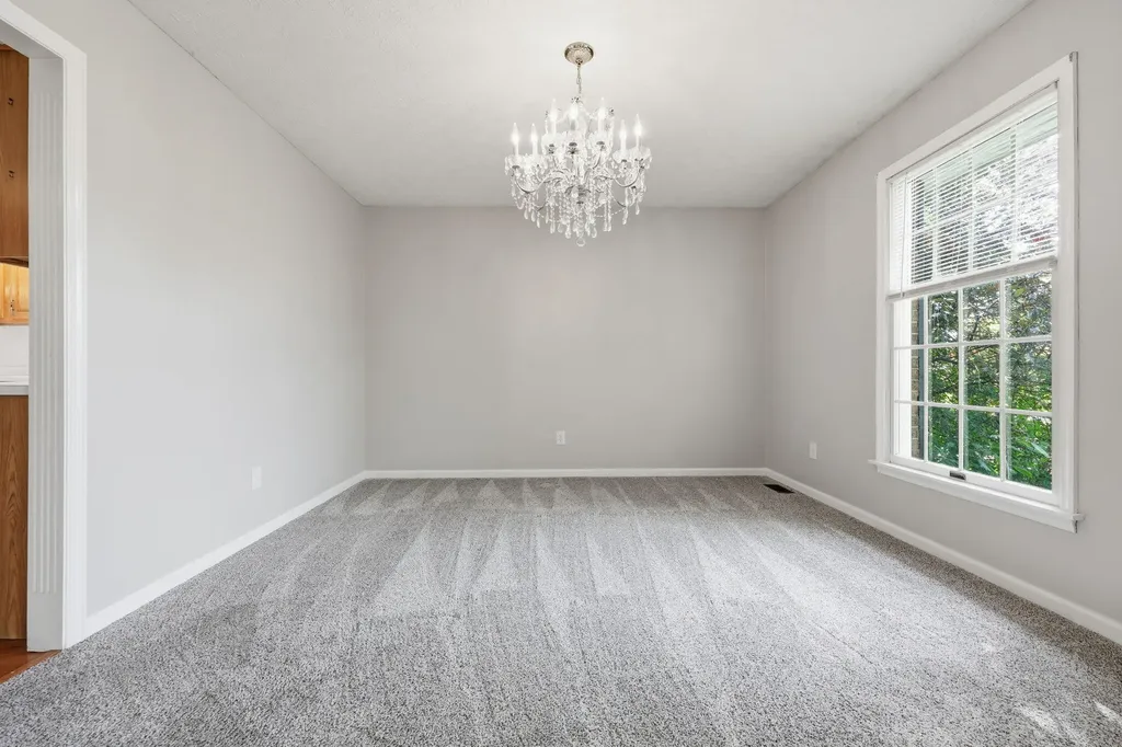 250 Savannah Drive Nicholasville KY 40356