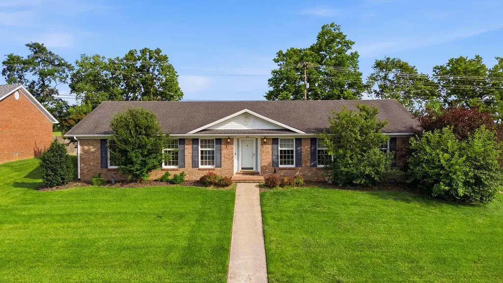 250 Savannah Drive Nicholasville KY 40356
