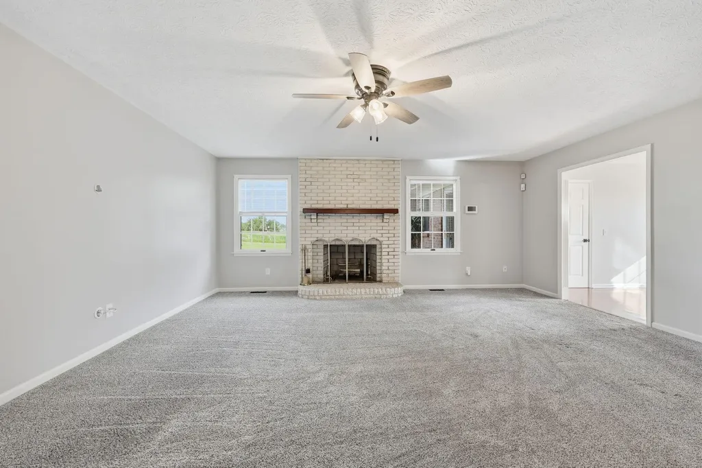 250 Savannah Drive Nicholasville KY 40356