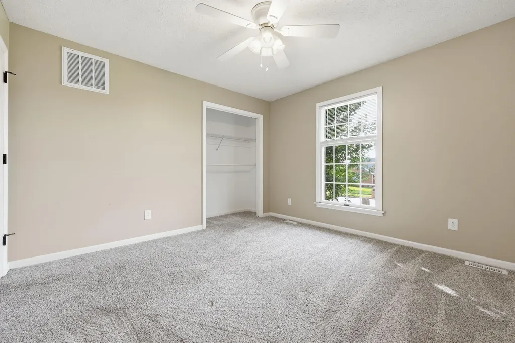 250 Savannah Drive Nicholasville KY 40356