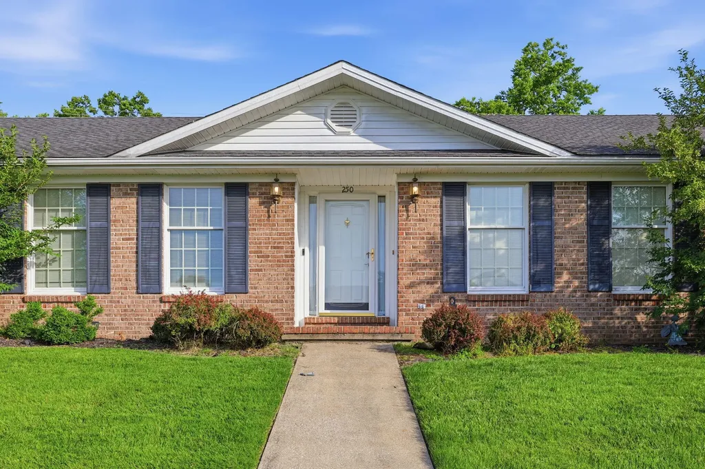 250 Savannah Drive Nicholasville KY 40356