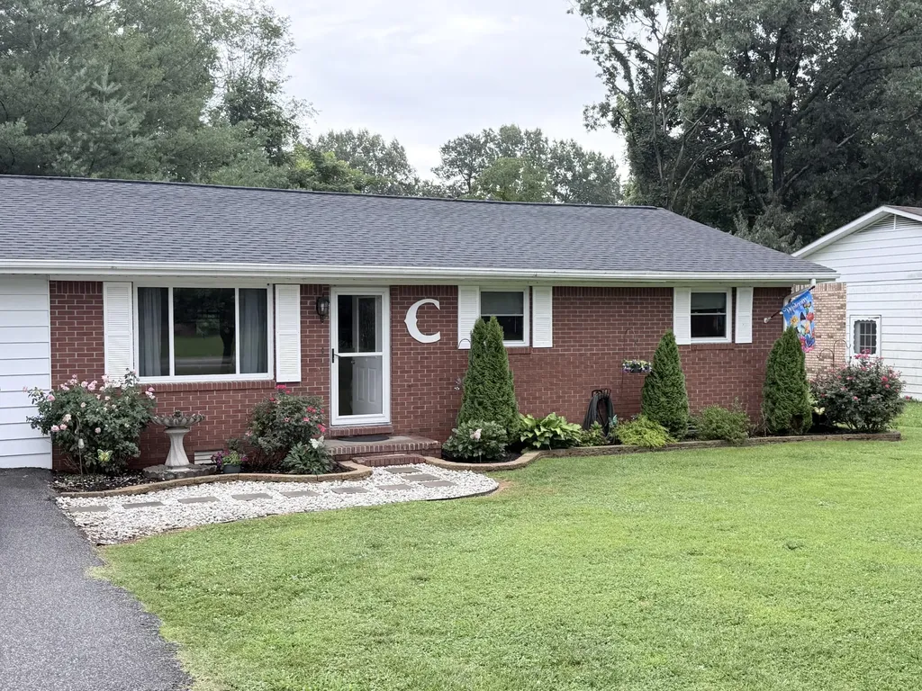 1401 Mimosa Lane Benton KY 42025