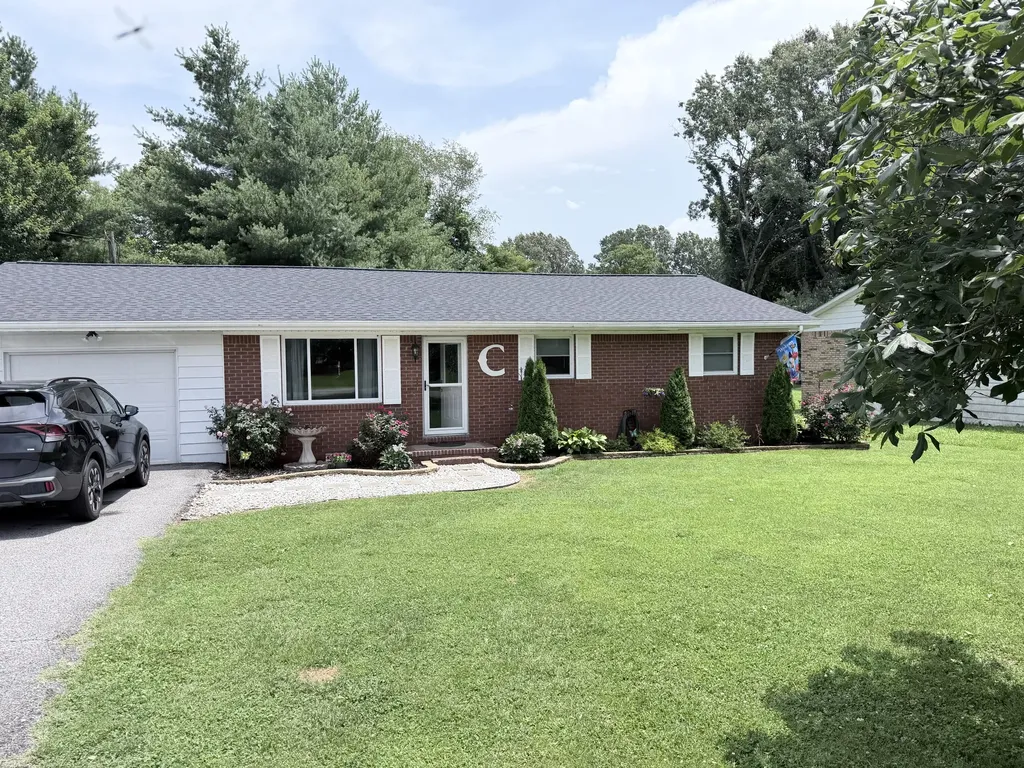 1401 Mimosa Lane Benton KY 42025