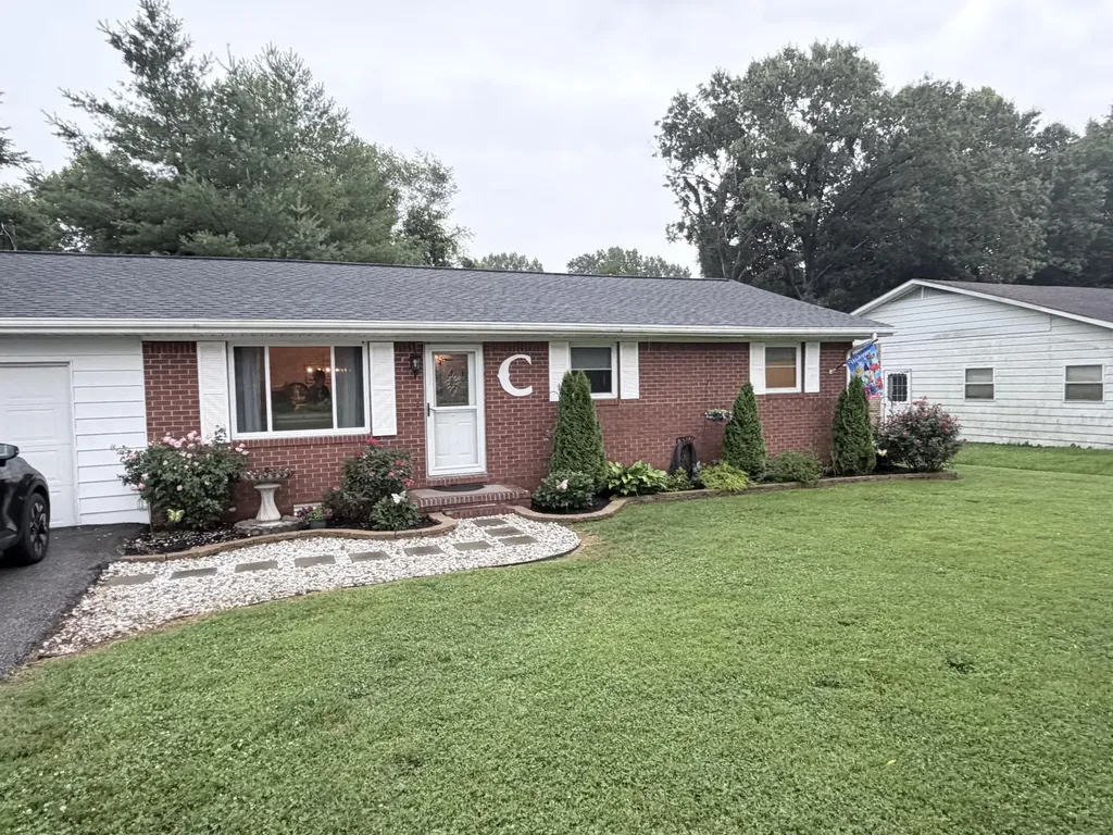 1401 Mimosa Lane Benton KY 42025
