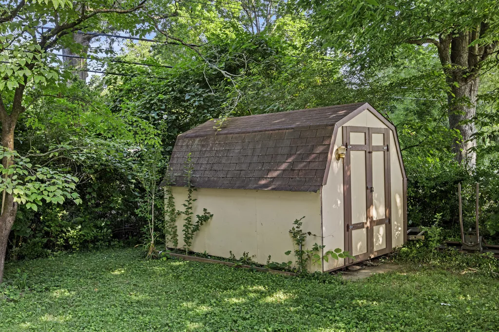 3173 Trinity Road Lexington KY 40503