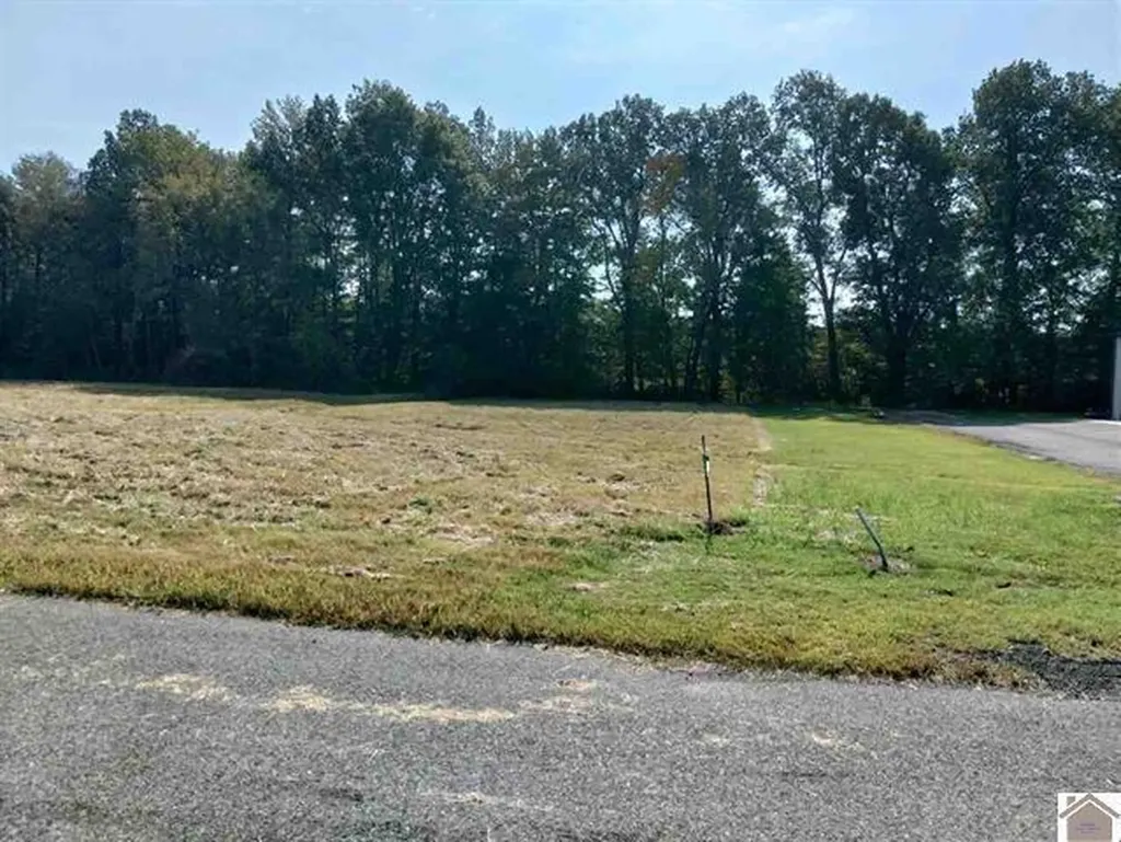 4470 Lance Walton Road Paducah KY 42001