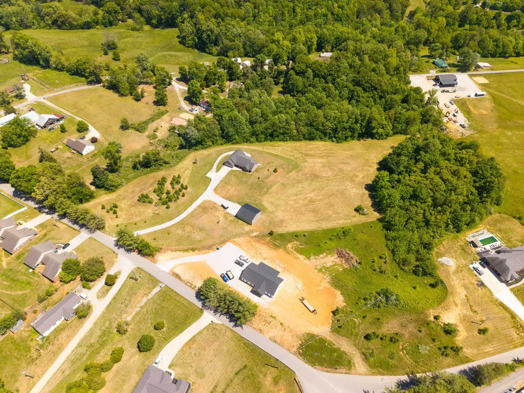 525 Slate Branch Spur Somerset KY 42503