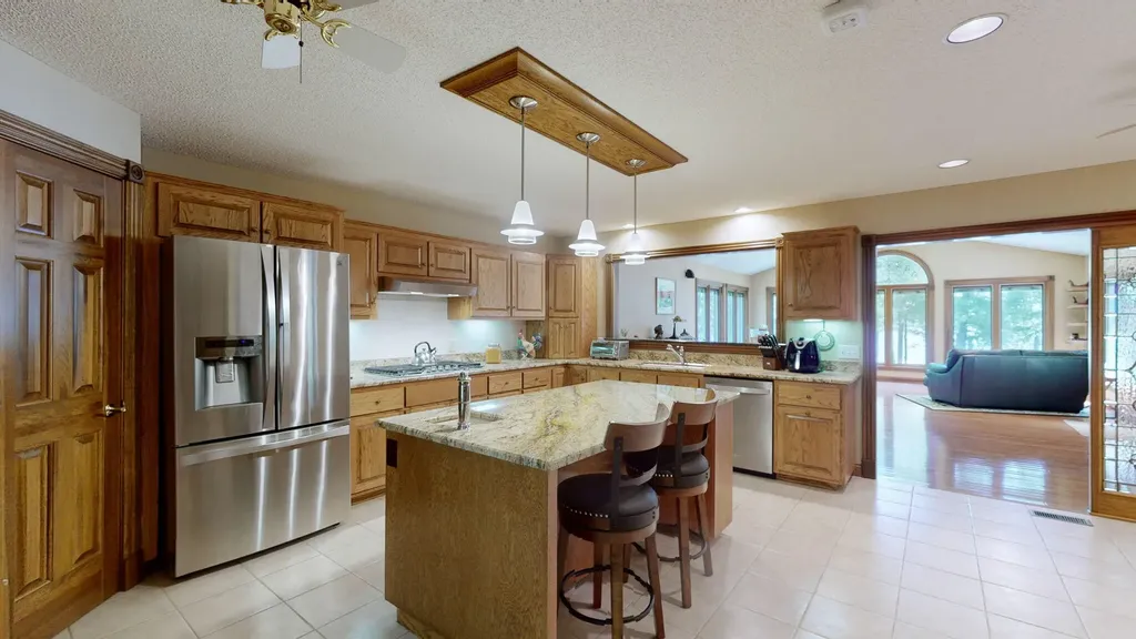 81 Woodridge Lane Murray KY 42071