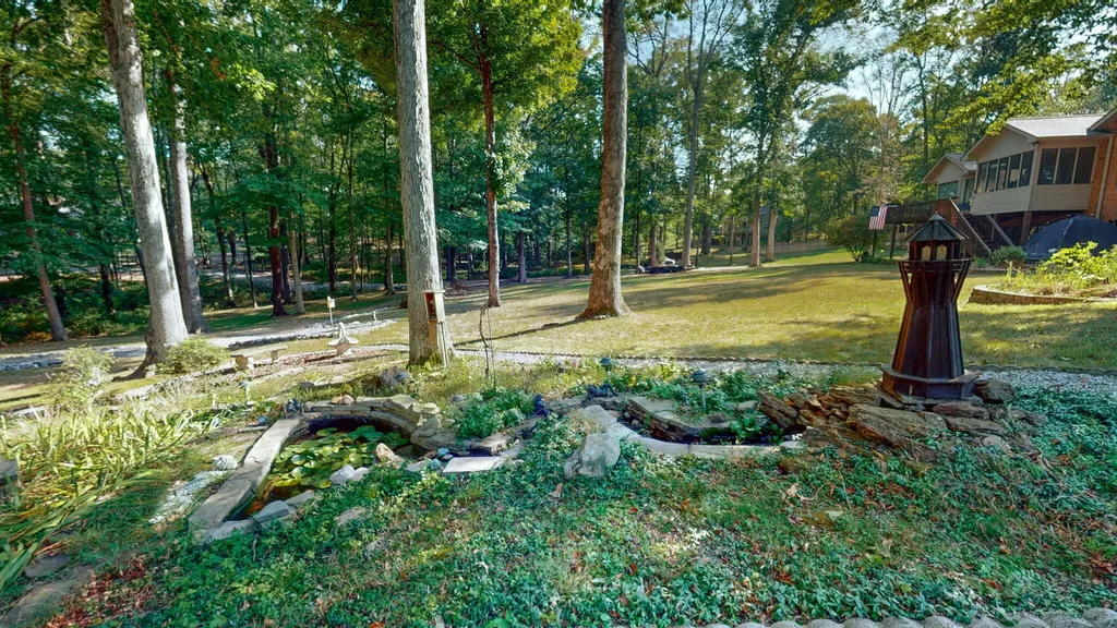 81 Woodridge Lane Murray KY 42071
