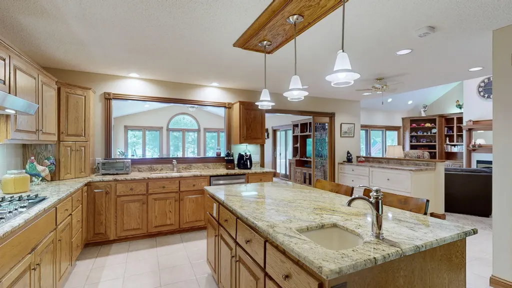 81 Woodridge Lane Murray KY 42071