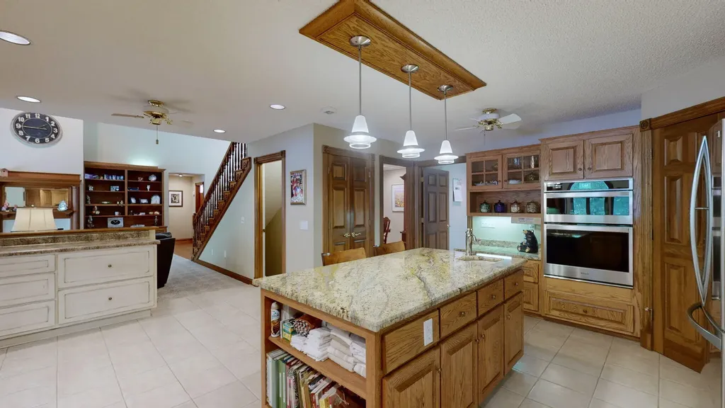 81 Woodridge Lane Murray KY 42071