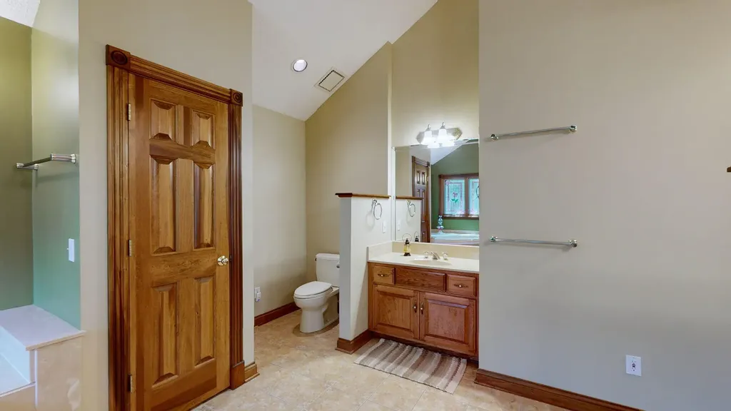 81 Woodridge Lane Murray KY 42071