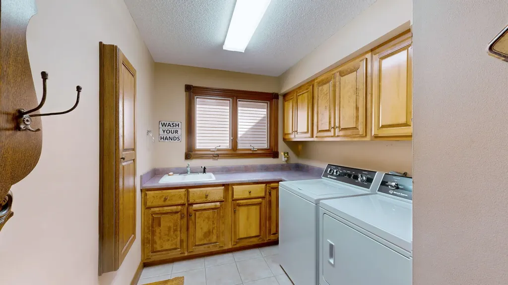 81 Woodridge Lane Murray KY 42071