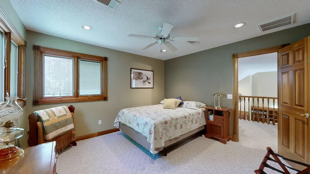 81 Woodridge Lane Murray KY 42071