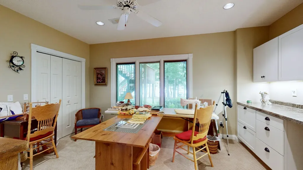 81 Woodridge Lane Murray KY 42071