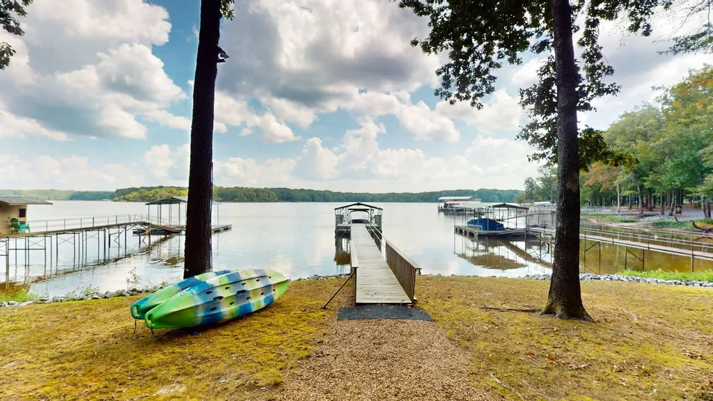 81 Woodridge Lane Murray KY 42071