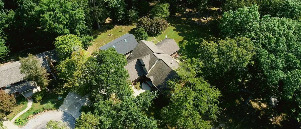 81 Woodridge Lane Murray KY 42071