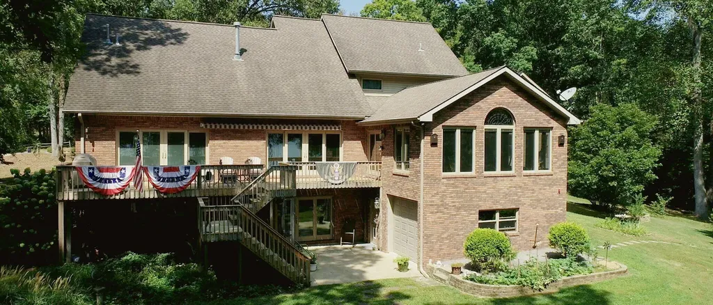 81 Woodridge Lane Murray KY 42071