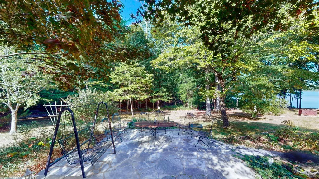 81 Woodridge Lane Murray KY 42071